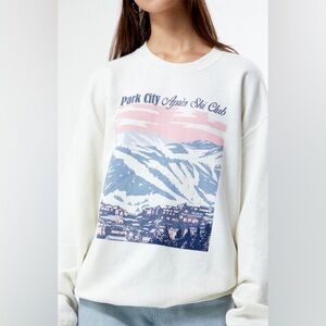 Golden Hour Park City Après Ski Crew Neck Sweatshirt